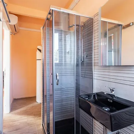 شقة Afrodite Idrosuite