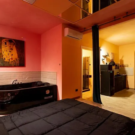 Afrodite Idrosuite Piano di Follo